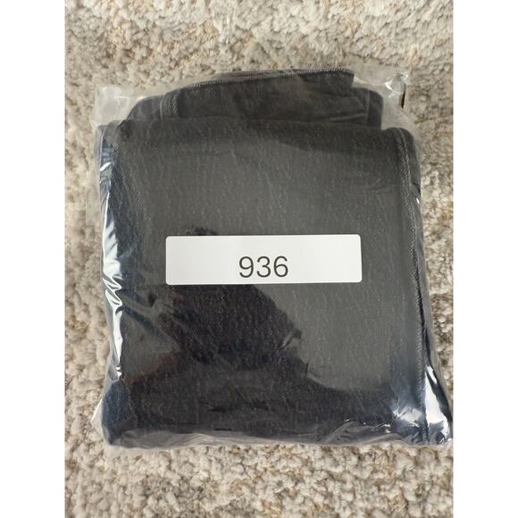 H&M Size 2 Denim Raw Hem Cotton Tapered Jeans Black Button Zip Pockets - Picture 12 of 12